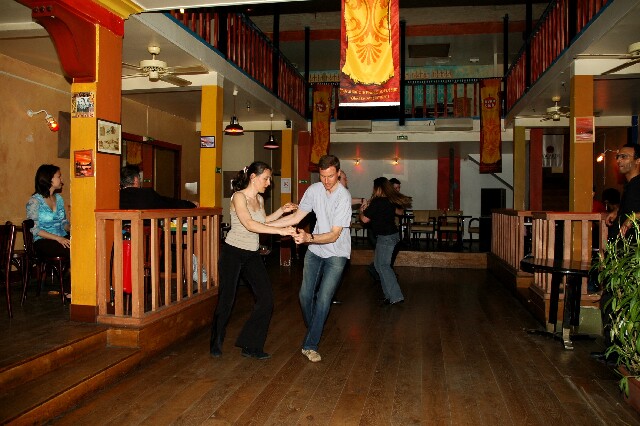 min 2006 05 02 latino 122